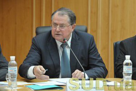 Баулин продолжил исполнять обязанности председателя Конституционного суда после истечения полномочий