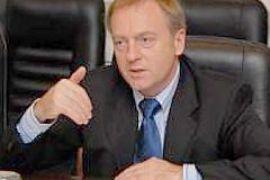 Лавринович надеется, что Ющенко не будет медлить и подпишет соцстандарты