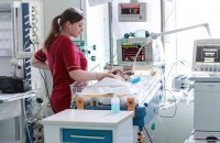 Бійці в тилу: як працює лікарня "Охматдит" у воєнний час?