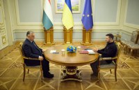 Орбан запропонував Зеленському припинити вогонь, а вже потім говорити про мир