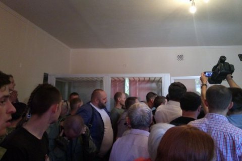 Фигурантов дела о стрельбе в Мукачево выпустили из-под стражи