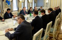 Порошенко обговорив з послами G7 запуск Антикорупційного суду та звільнення українських заручників у Росії