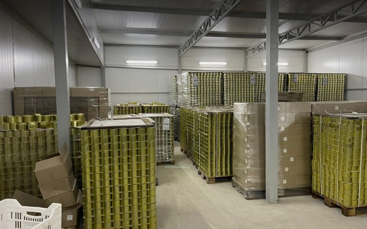 Бюро економічної безпеки оголосило про підозру керівникам компаній-виробників консервів для Міноборони