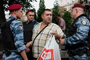 У "свободовца" в райотделе случился сердечный приступ