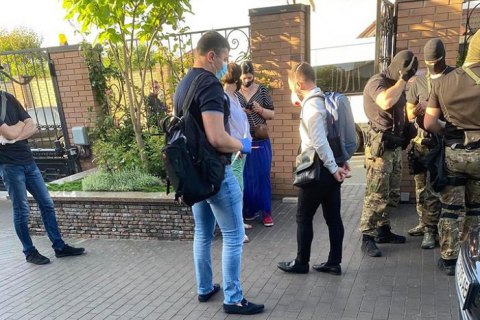 ГБР пришло с обыском к экс-министру Омеляну (обновлено)