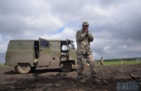 Окупанти під Пісками поранили українського військового