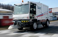 У Єнакієвому перед візитом Януковича купили машину для прибирання вулиць за 2 мільйони