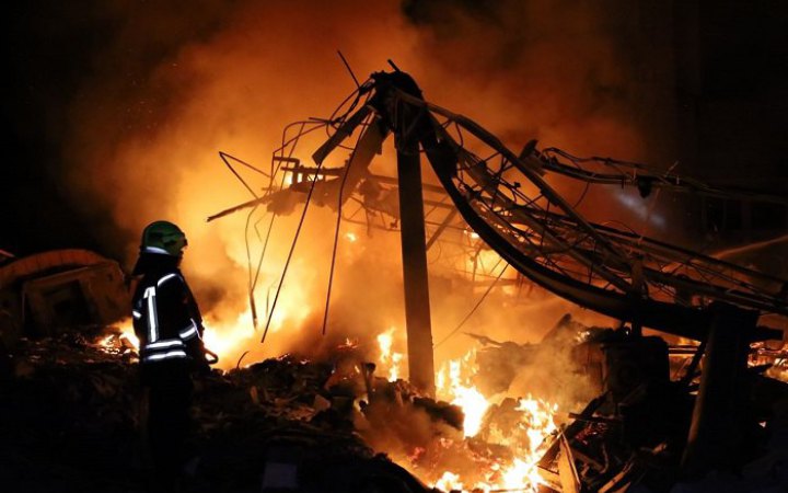Унаслідок ворожих обстрілів Харківщини поранено п’ятеро людей, у важкому стані 16-річна дівчина