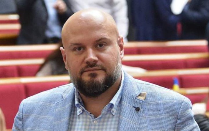 Нардеп "Слуги народу" Горобець судиться із активісткою через блог і замовив лінгвістичну експертизу формулювання "без яєць"