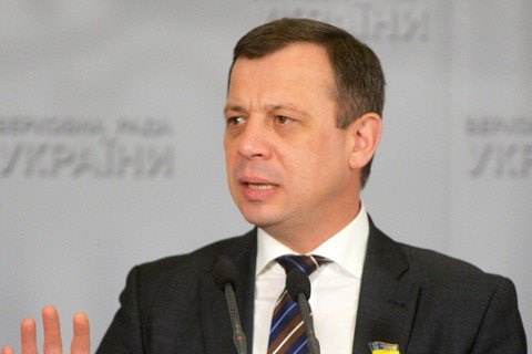 Украина должна стремиться к энергонезависимости, а не закупать газ у России, - нардеп