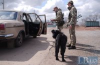Зеленский приказал упростить въезд и выезд из ОРДЛО и перемещение товаров на оккупированные территории