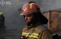 Дрон впав в Оболонському районі Києва: є загоряння у багатоповерхівці (оновлено) 