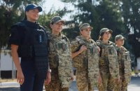Закон є, але не рятує: як українське законодавство підтримує жінок на ринку праці та які бар'єри встановлює 