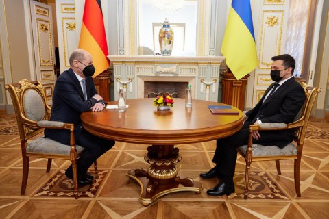 Шольц: "Питання членства України в НАТО зараз не актуальне"