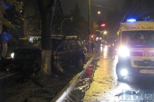 В Луганской области микроавтобус вылетел на встречку и врезался в грузовик