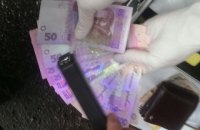 Во Львовской области патрульный попался на взятке 