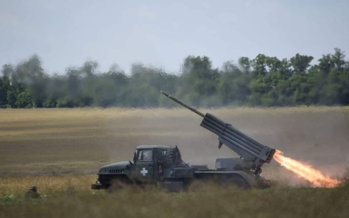 Протягом доби відбулось понад 30 бойових зіткнень, − Генштаб