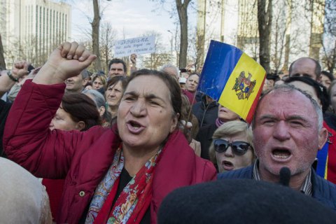 В Молдове вводят чрезвычайное положение из-за COVID-19
