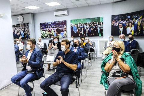 "Батькивщина" приняла официальное решение об участии в местных выборах
