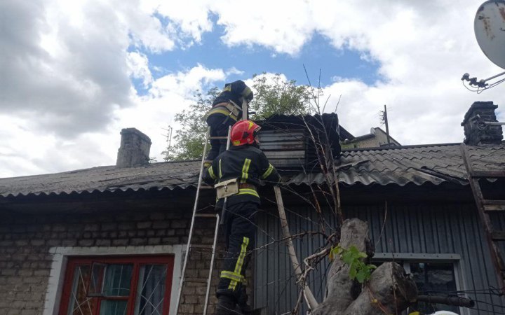 Через обстріли росіян на Донеччині спалахнули 10 пожеж, - ДСНС