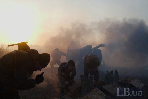 Оккупанты на Донбассе ранили украинского бойца