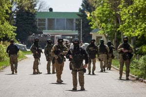 Ночью силы АТО отбили атаки на аэродром в Краматорске и блокпосты близ Славянска (обновлено)