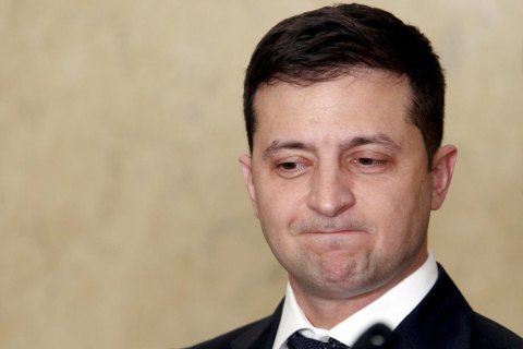 Зеленский продолжает лидировать среди кандидатов в президенты, но в динамике его поддержка упала больше, - "Рейтинг"