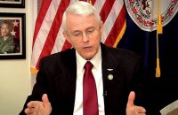 Екссенатор США Блек просуває кремлівський наратив про "неминучу перемогу Росії", - ЦПД