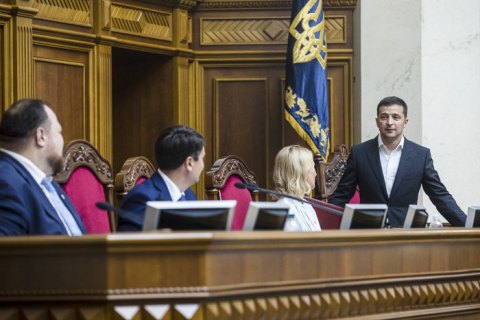 Зеленский о Раде: "Уже пора менять и этих"