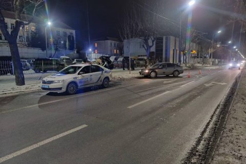В Белой Церкви 21-летний военный на Skoda переехал офицера насмерть