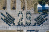 Во время торжеств ко Дню флага Вооруженным силам передали 132 единицы техники