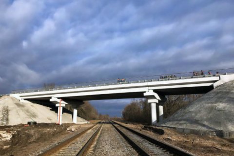 В Харьковской области открыли движение по мосту, демонтированному 10 лет назад