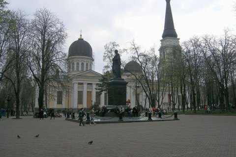 Одессит "заминировал" Соборную площадь из-за ссоры с женой (обновлено)