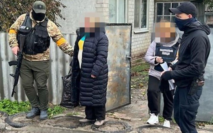 СБУ затримала колаборантку, яка очолювала окупаційну "роспочту" на Харківщині
