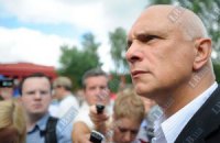 Муж Тимошенко попросил церковников помочь его супруге