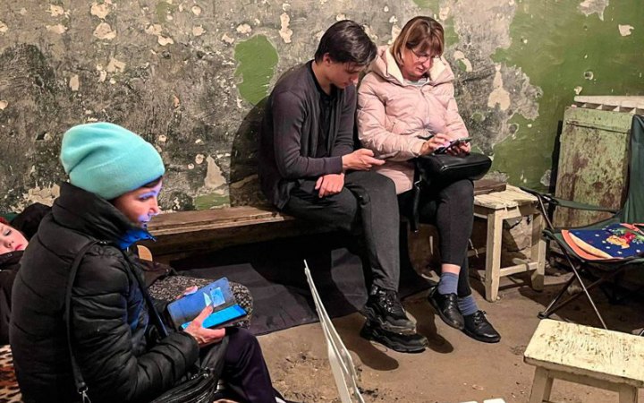 Чи всі укриття Києва, які визнали придатними, справді є такими і чи будуватимуть нові споруди (доповнено)