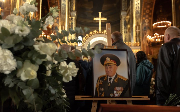 У Києві попрощались із першим міністром внутрішніх справ України Андрієм Василишиним