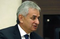 "Президент" Абхазии ушел в отставку