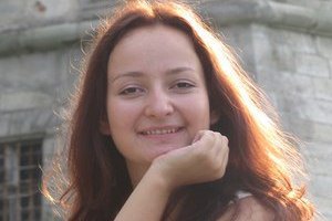Дочь Фарион через суд открестилась от имени Жанна