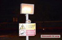 На железнодорожной станции в Николаеве вагон перерезал пополам человека