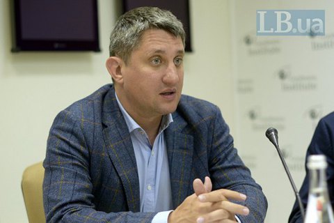 Бизнесу необходимо разрешить открывать счета за рубежом, - эксперт РПР