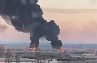 Потужні вибухи пролунали у Києві, Харкові та низці українських міст, з боку РФ стріляють "Градами" (оновлюється)