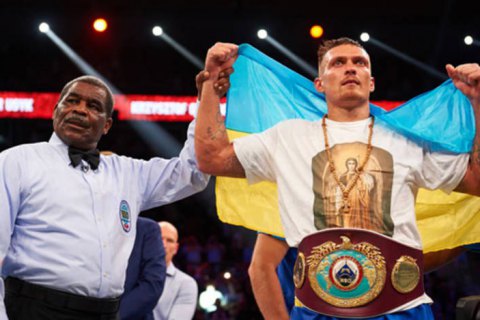Усик розповів, як у його родині розділилися футбольні симпатії