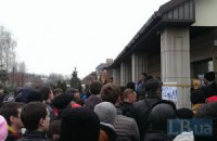 У Межигір'я перестали пускати людей