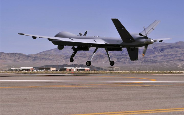 Окупанти продовжують шукати збитий американський безпілотник