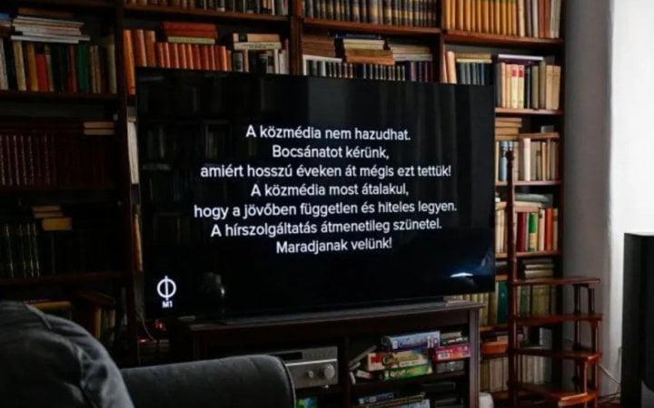 Головний державний телеканал Угорщини вибачився за “роки брехні” під час влади Орбана