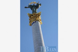 Стелу Независимости с Майдана убирать не будут, - Кличко