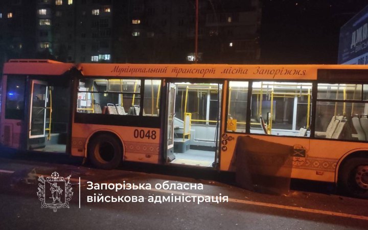 Росіяни атакували муніципальний автобус в Запоріжжі