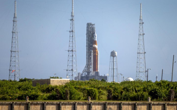 NASA скасувало повторний запуск місії Artemis1 до Місяця через витік палива