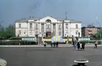 У Львівській області зловмисники проникли в банк, розібравши стіну в міськраді